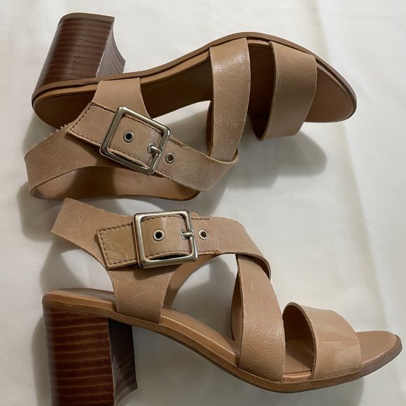 Franco Sarto Strappy leather heels - Picture 5 of 9